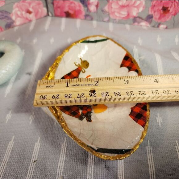 DECOUPAGE CLAM SHELL DECOUPAGE SANTA CLAUS 🧑🎄 ON A CLAM SHELL TRINKET DISH - Picture 10 of 11